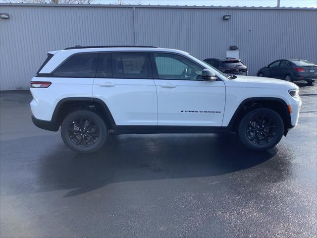 2026 Jeep Grand Cherokee GRAND CHEROKEE LAREDO ALTITUDE 4X4