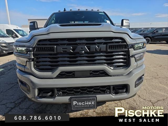 2026 RAM Ram 2500 RAM 2500 BLACK EXPRESS CREW CAB 4X4 64 BOX