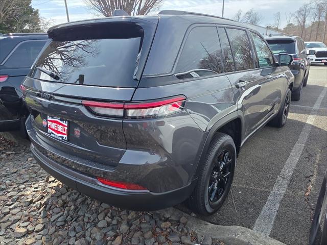 2026 Jeep Grand Cherokee GRAND CHEROKEE LAREDO ALTITUDE 4X4