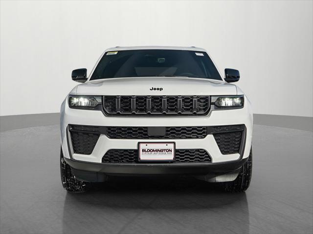 2026 Jeep Grand Cherokee GRAND CHEROKEE LAREDO ALTITUDE 4X4 2026 Jeep Grand Cherokee GRAND CHEROKEE LAREDO ALTITUDE 4X4