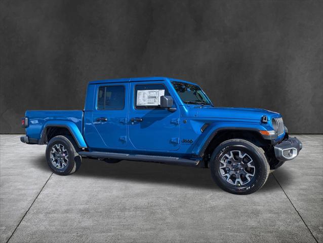 2026 Jeep Gladiator GLADIATOR SAHARA 4X4