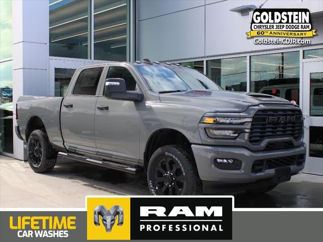 2026 RAM Ram 2500 RAM 2500 BLACK EXPRESS CREW CAB 4X4 64 BOX