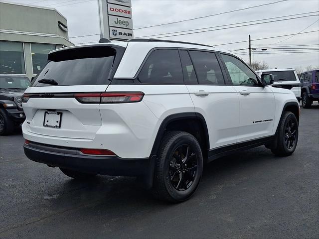 2026 Jeep Grand Cherokee GRAND CHEROKEE LAREDO ALTITUDE 4X4