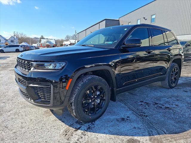 2026 Jeep Grand Cherokee GRAND CHEROKEE LAREDO ALTITUDE 4X4