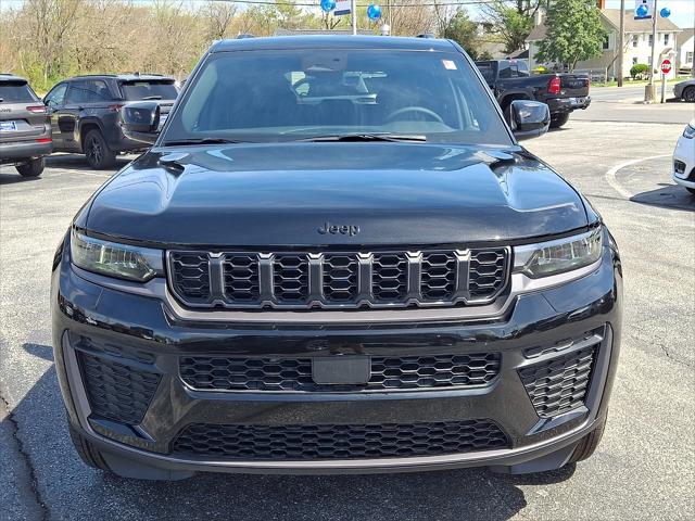 2026 Jeep Grand Cherokee GRAND CHEROKEE LAREDO ALTITUDE 4X4