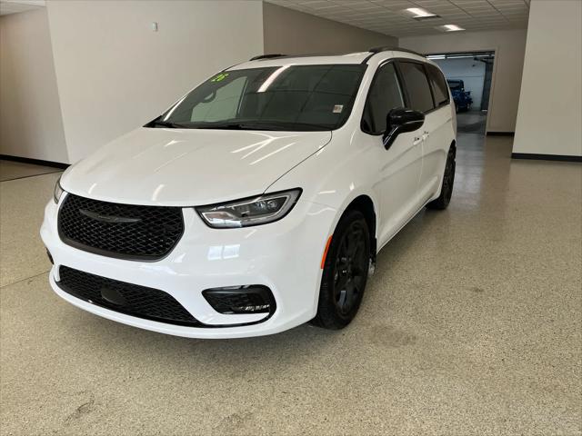 2026 Chrysler Pacifica PACIFICA LIMITED 2026 Chrysler Pacifica PACIFICA LIMITED