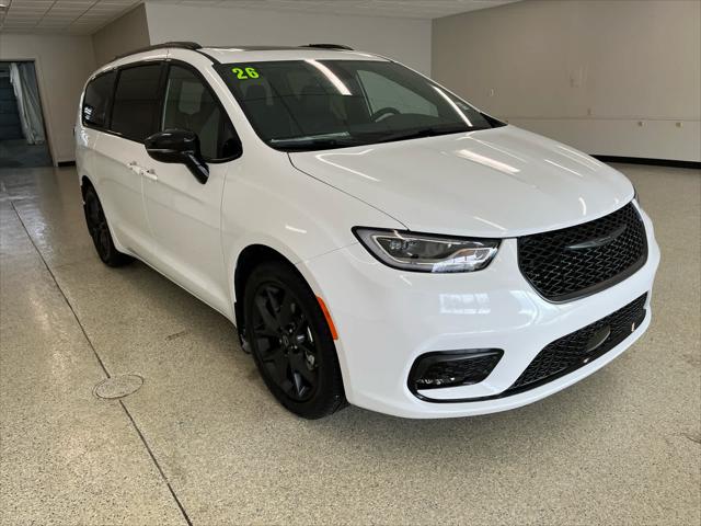 2026 Chrysler Pacifica PACIFICA LIMITED 2026 Chrysler Pacifica PACIFICA LIMITED