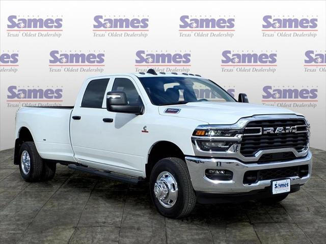 2026 RAM Ram 3500 RAM 3500 TRADESMAN CREW CAB 4X4 8 BOX