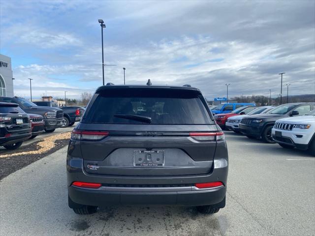 2026 Jeep Grand Cherokee GRAND CHEROKEE LAREDO ALTITUDE 4X4 2026 Jeep Grand Cherokee GRAND CHEROKEE LAREDO ALTITUDE 4X4