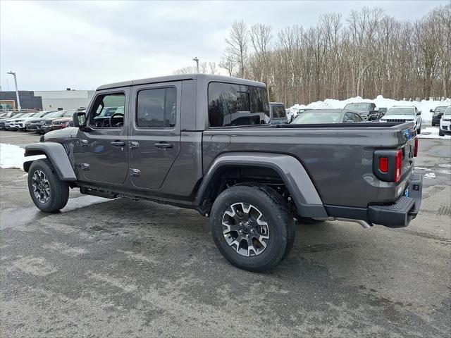 2026 Jeep Gladiator GLADIATOR SAHARA 4X4