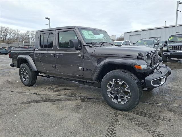 2026 Jeep Gladiator GLADIATOR SAHARA 4X4 2026 Jeep Gladiator GLADIATOR SAHARA 4X4