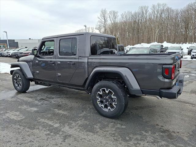 2026 Jeep Gladiator GLADIATOR SAHARA 4X4 2026 Jeep Gladiator GLADIATOR SAHARA 4X4