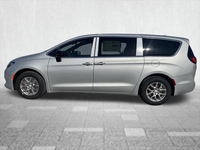 2026 Chrysler Voyager VOYAGER LX