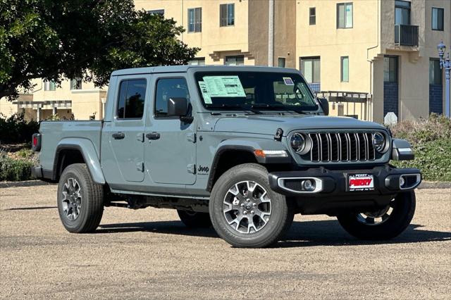 2026 Jeep Gladiator GLADIATOR SAHARA 4X4
