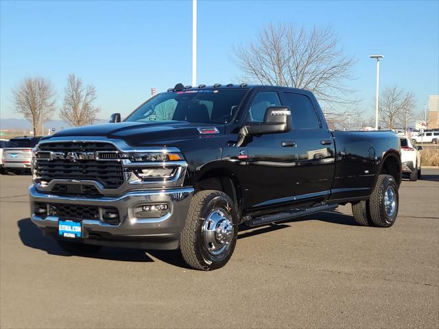 2026 RAM Ram 3500 RAM 3500 TRADESMAN CREW CAB 4X4 8 BOX