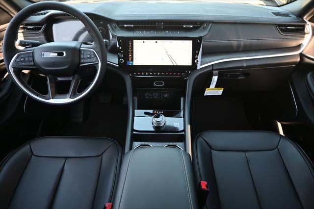 2026 Jeep Grand Cherokee Limited 4x2