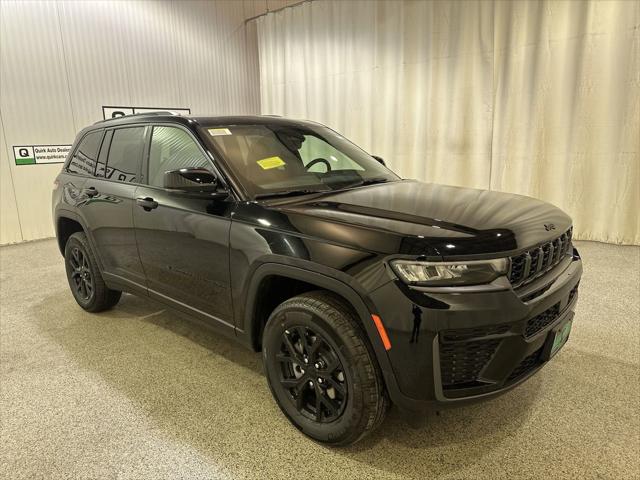 2026 Jeep Grand Cherokee GRAND CHEROKEE ALTITUDE 4X4