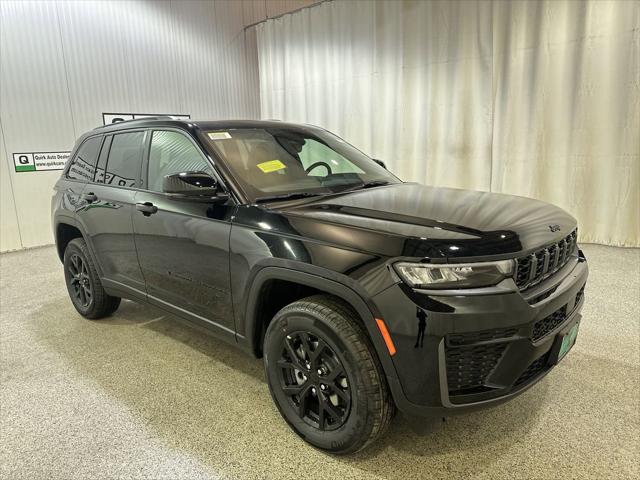 2026 Jeep Grand Cherokee GRAND CHEROKEE LAREDO ALTITUDE 4X4