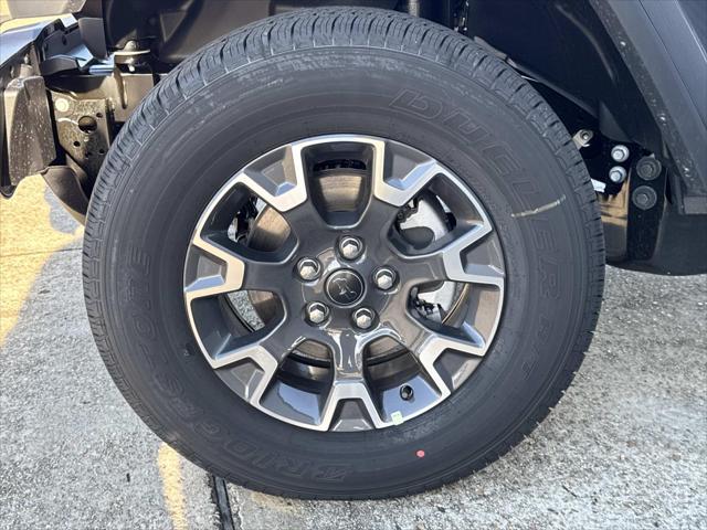 2026 Jeep Gladiator GLADIATOR SAHARA 4X4