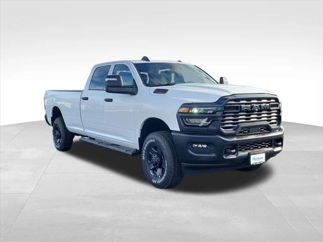 2026 RAM Ram 2500 RAM 2500 TRADESMAN CREW CAB 4X4 8 BOX