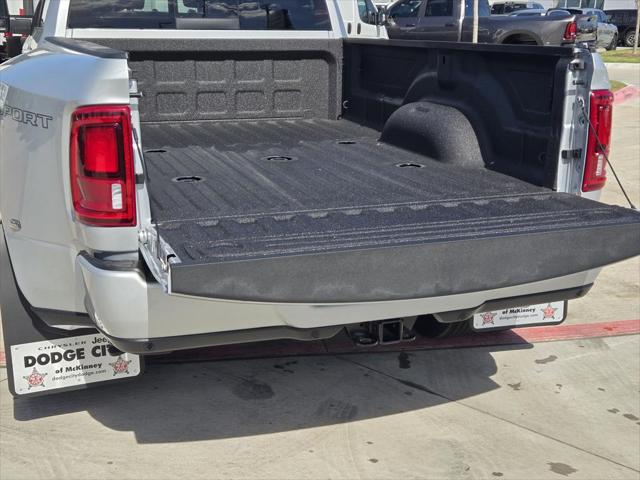 2026 Ram 3500 Laramie Crew Cab 4x4 8' Box