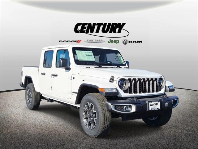 2026 Jeep Gladiator GLADIATOR SAHARA 4X4 2026 Jeep Gladiator GLADIATOR SAHARA 4X4