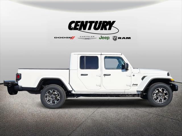 2026 Jeep Gladiator GLADIATOR SAHARA 4X4 2026 Jeep Gladiator GLADIATOR SAHARA 4X4