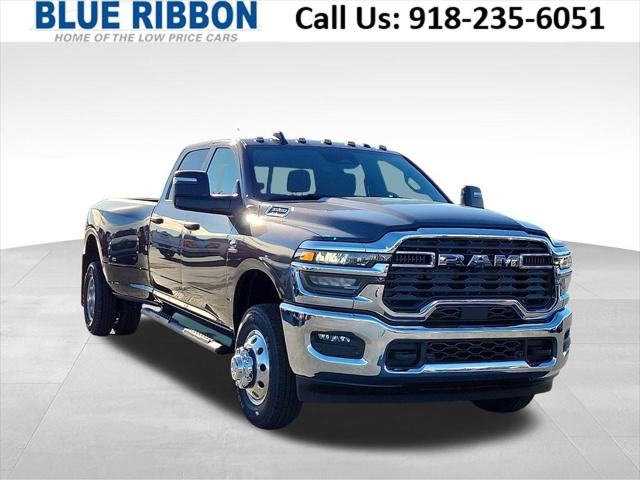 2026 RAM Ram 3500 RAM 3500 TRADESMAN CREW CAB 4X4 8 BOX