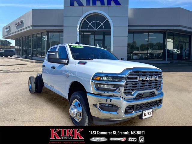 2026 RAM Ram 3500 Chassis Cab RAM 3500 TRADESMAN CREW CAB CHASSIS 4X4 60 CA 2026 RAM Ram 3500 Chassis Cab RAM 3500 TRADESMAN CREW CAB CHASSIS 4X4 60 CA