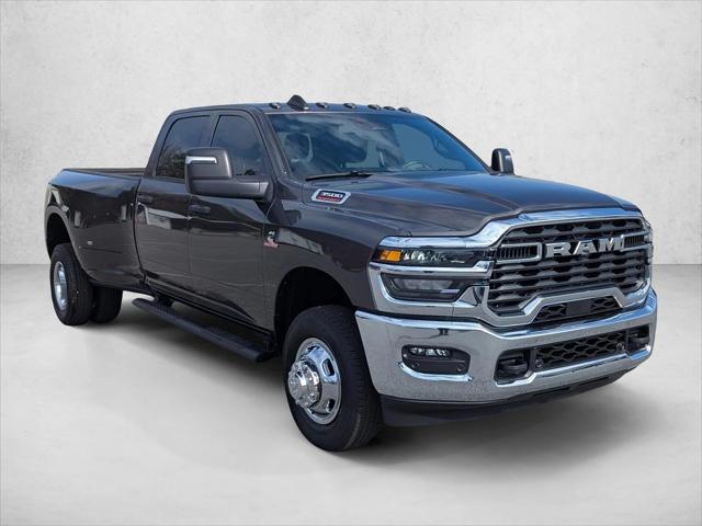 2026 RAM Ram 3500 RAM 3500 TRADESMAN CREW CAB 4X4 8 BOX