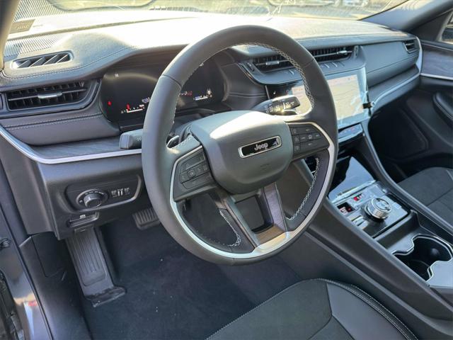 2026 Jeep Grand Cherokee GRAND CHEROKEE ALTITUDE 4X4