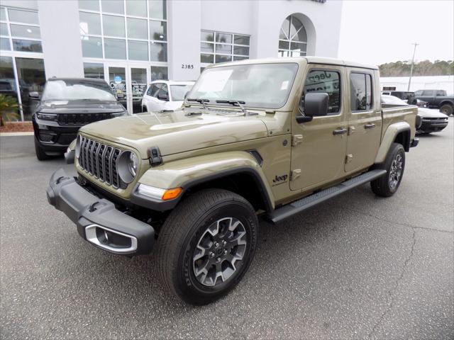 2026 Jeep Gladiator GLADIATOR SAHARA 4X4