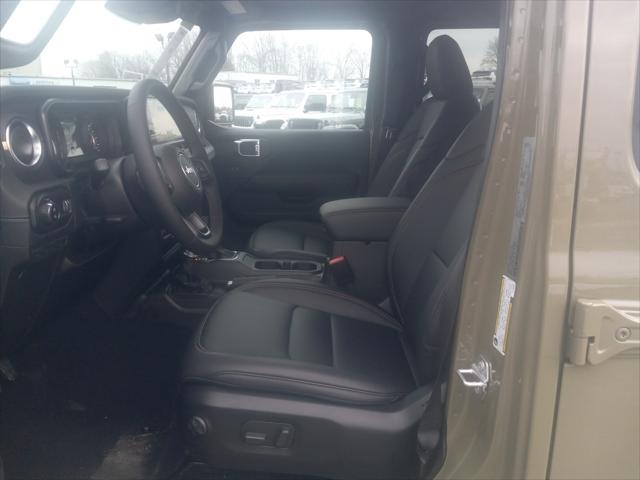 2026 Jeep Gladiator GLADIATOR SAHARA 4X4 2026 Jeep Gladiator GLADIATOR SAHARA 4X4