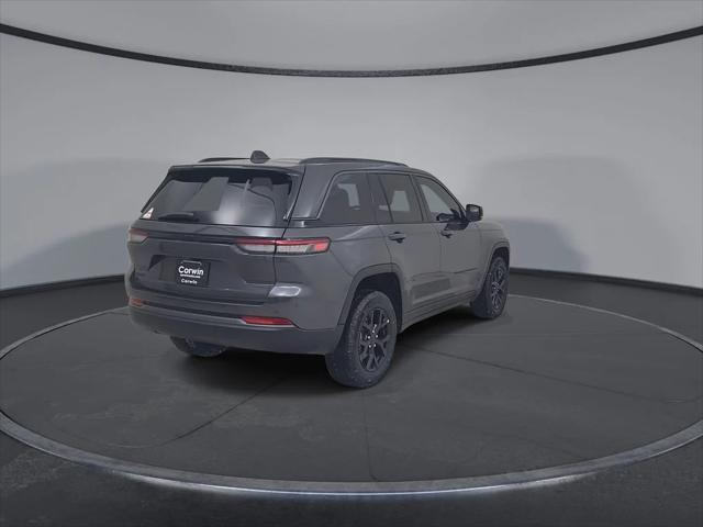 2026 Jeep Grand Cherokee Altitude 4x4