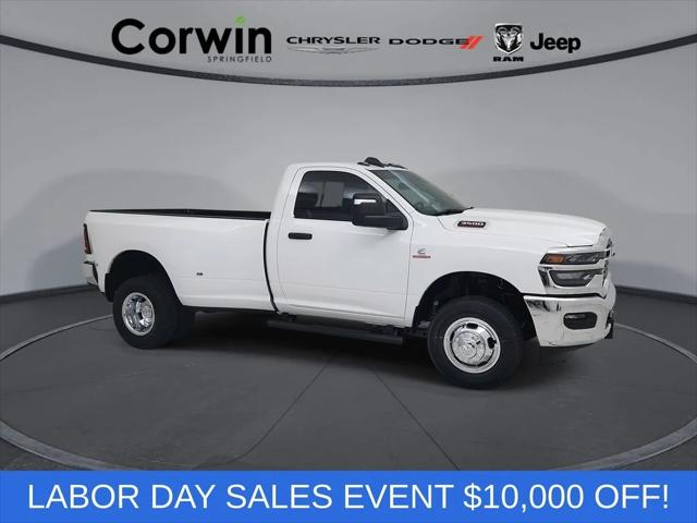 2026 RAM Ram 3500 RAM 3500 TRADESMAN REGULAR CAB 4X4 8 BOX