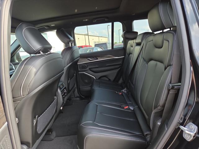 2026 Jeep Grand Cherokee Limited 4x2