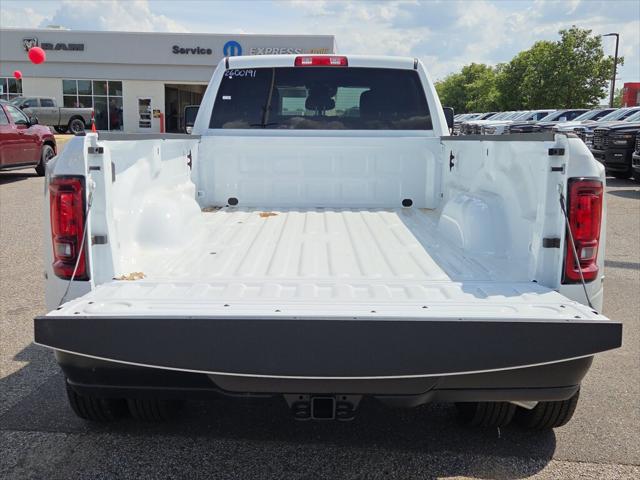 2026 Ram 3500 Tradesman Crew Cab 4x4 8' Box