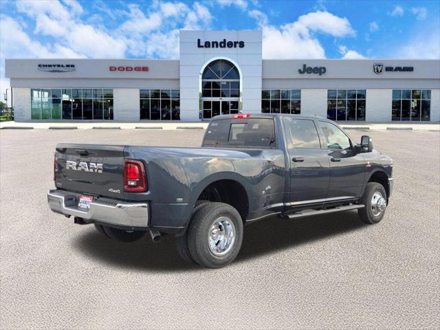 2026 RAM Ram 3500 RAM 3500 TRADESMAN CREW CAB 4X4 8 BOX