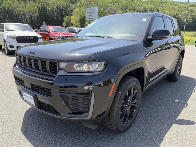 2026 Jeep Grand Cherokee Altitude 4x4 for sale in Cheshire, MA