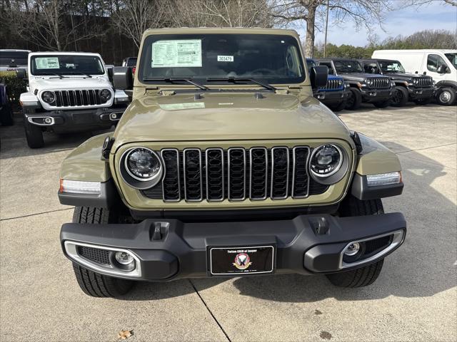 2026 Jeep Gladiator GLADIATOR SAHARA 4X4