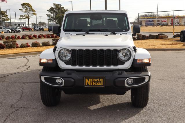 2026 Jeep Gladiator GLADIATOR SAHARA 4X4