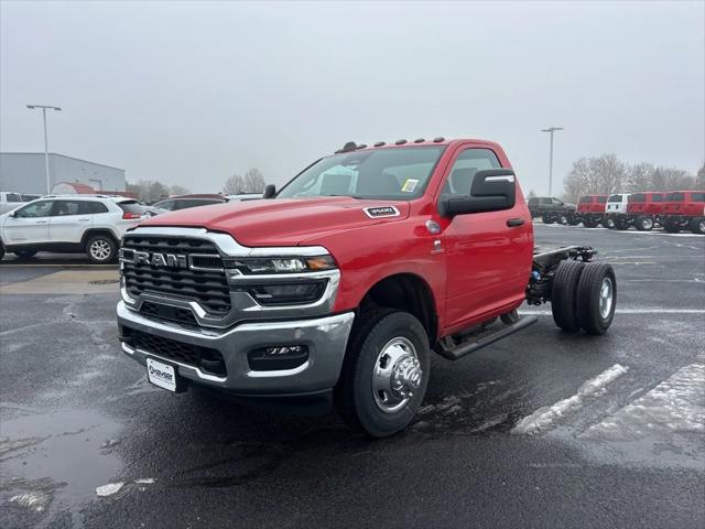 2026 RAM Ram 3500 Chassis Cab RAM 3500 TRADESMAN CHASSIS REGULAR CAB 4X4 60 CA