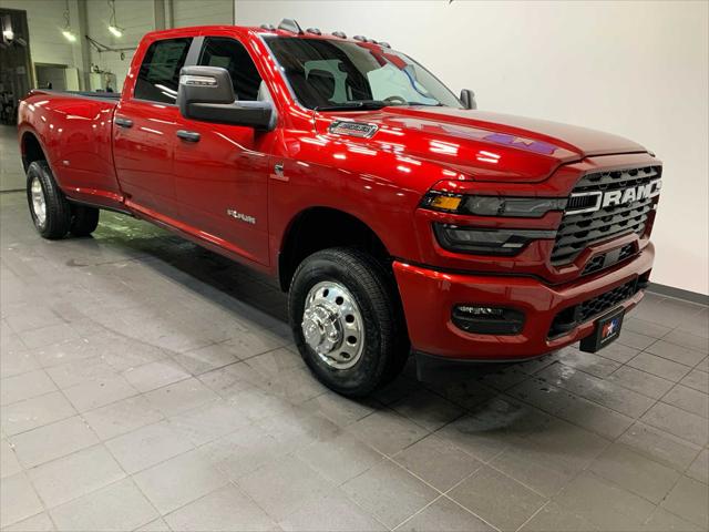 2026 RAM Ram 3500 RAM 3500 BIG HORN CREW CAB 4X4 8 BOX