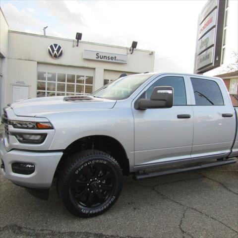 2026 RAM Ram 2500 RAM 2500 BLACK EXPRESS CREW CAB 4X4 64 BOX