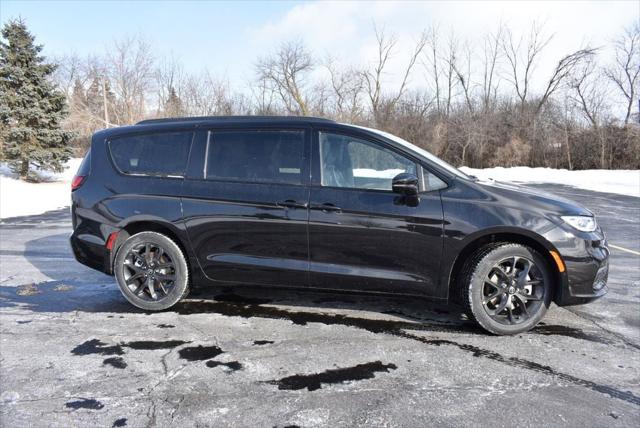 2026 Chrysler Pacifica PACIFICA LIMITED AWD