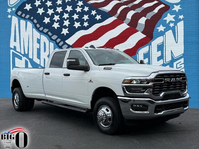 2026 RAM Ram 3500 RAM 3500 TRADESMAN CREW CAB 4X4 8 BOX