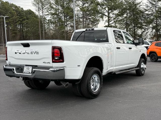 2026 RAM Ram 3500 RAM 3500 TRADESMAN CREW CAB 4X4 8 BOX