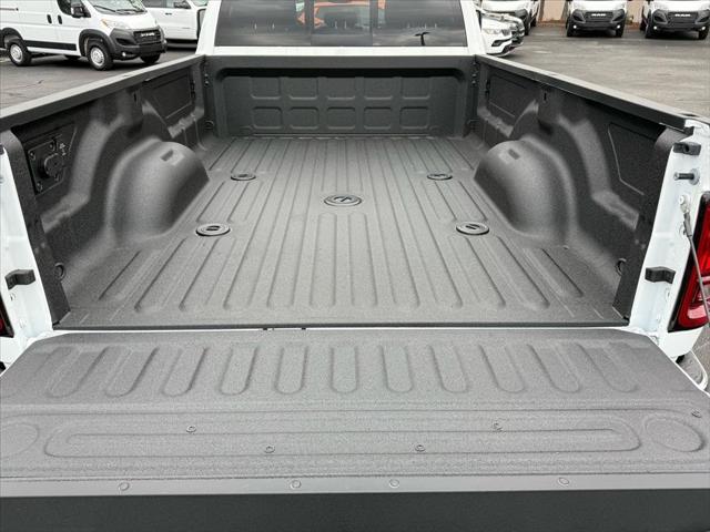 2026 Ram 3500 Tradesman Crew Cab 4x4 8' Box