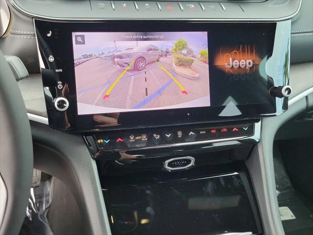 2026 Jeep Grand Cherokee Altitude 4x2