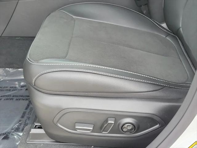 2026 Jeep Grand Cherokee Altitude 4x2